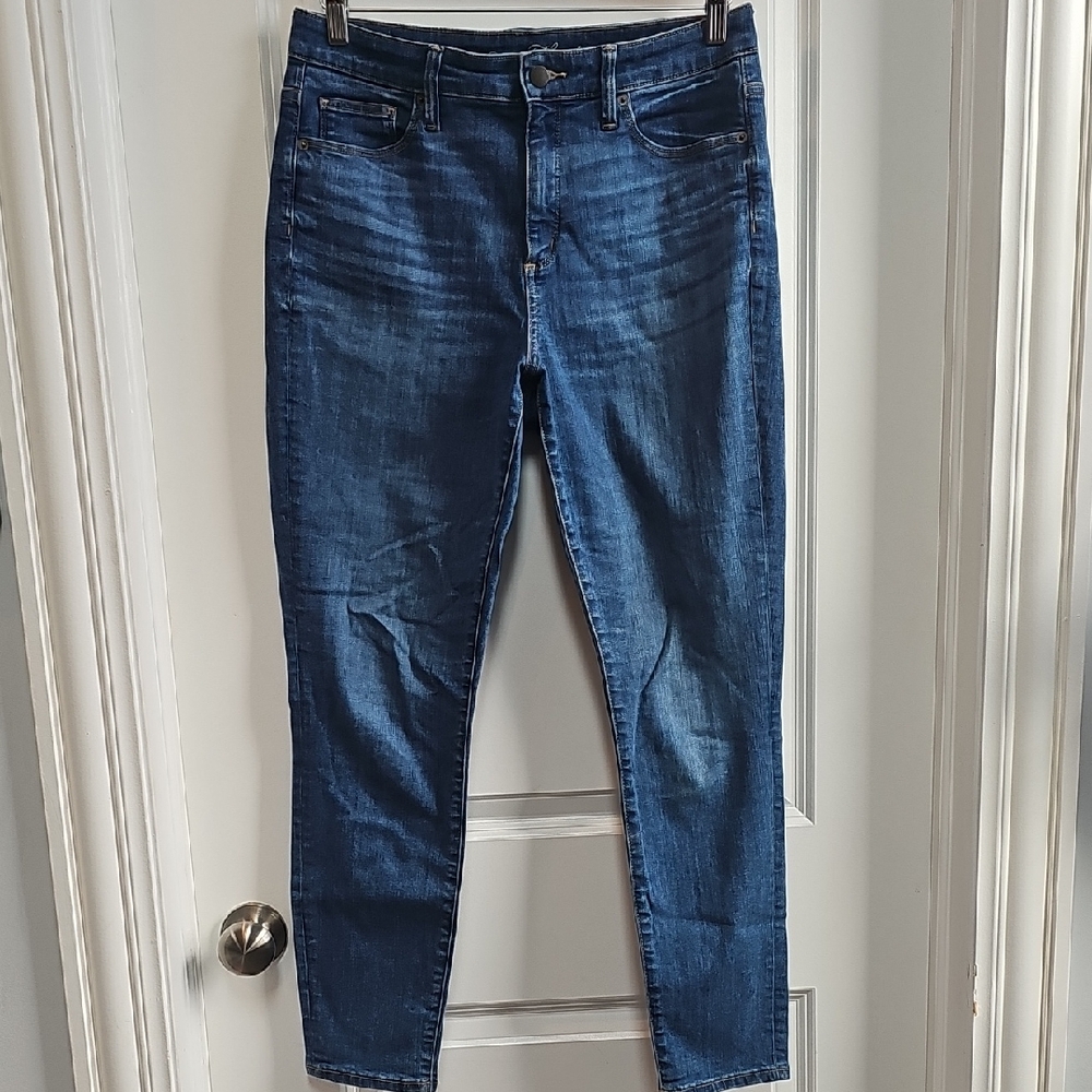 Universal Thread Dark Blue High Rise Skinny Jeans